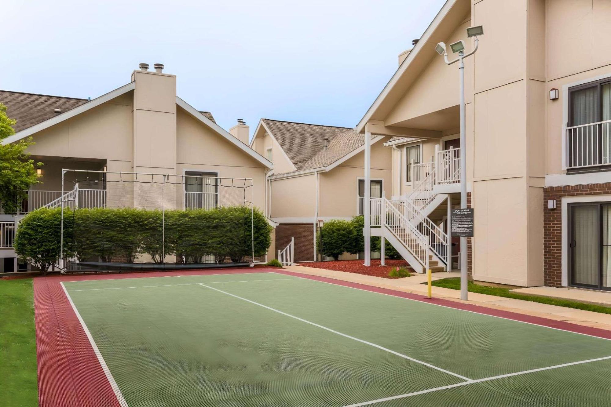 Mainstay Suites St Louis - Galleria Richmond Heights Esterno foto