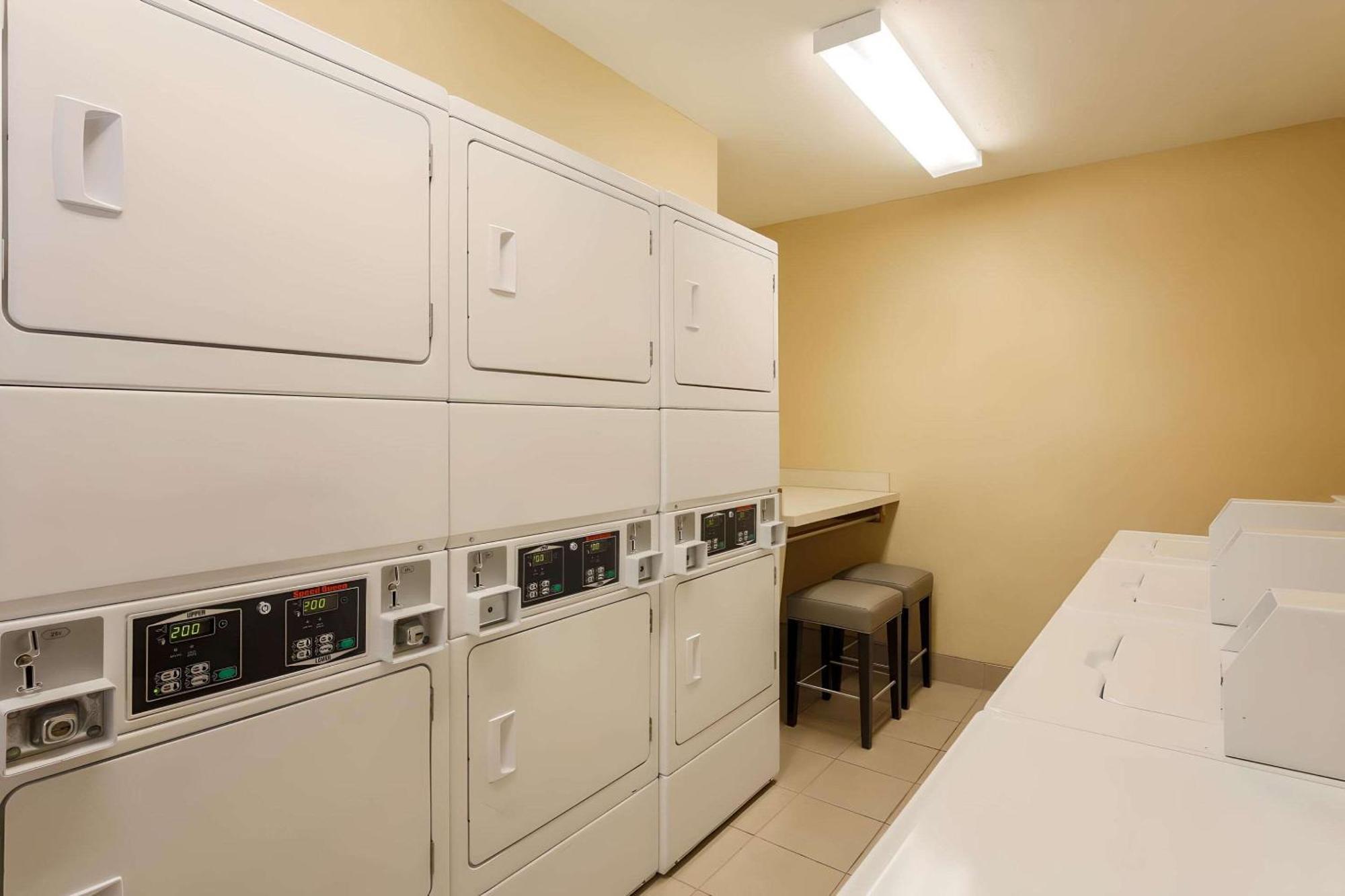 Mainstay Suites St Louis - Galleria Richmond Heights Esterno foto