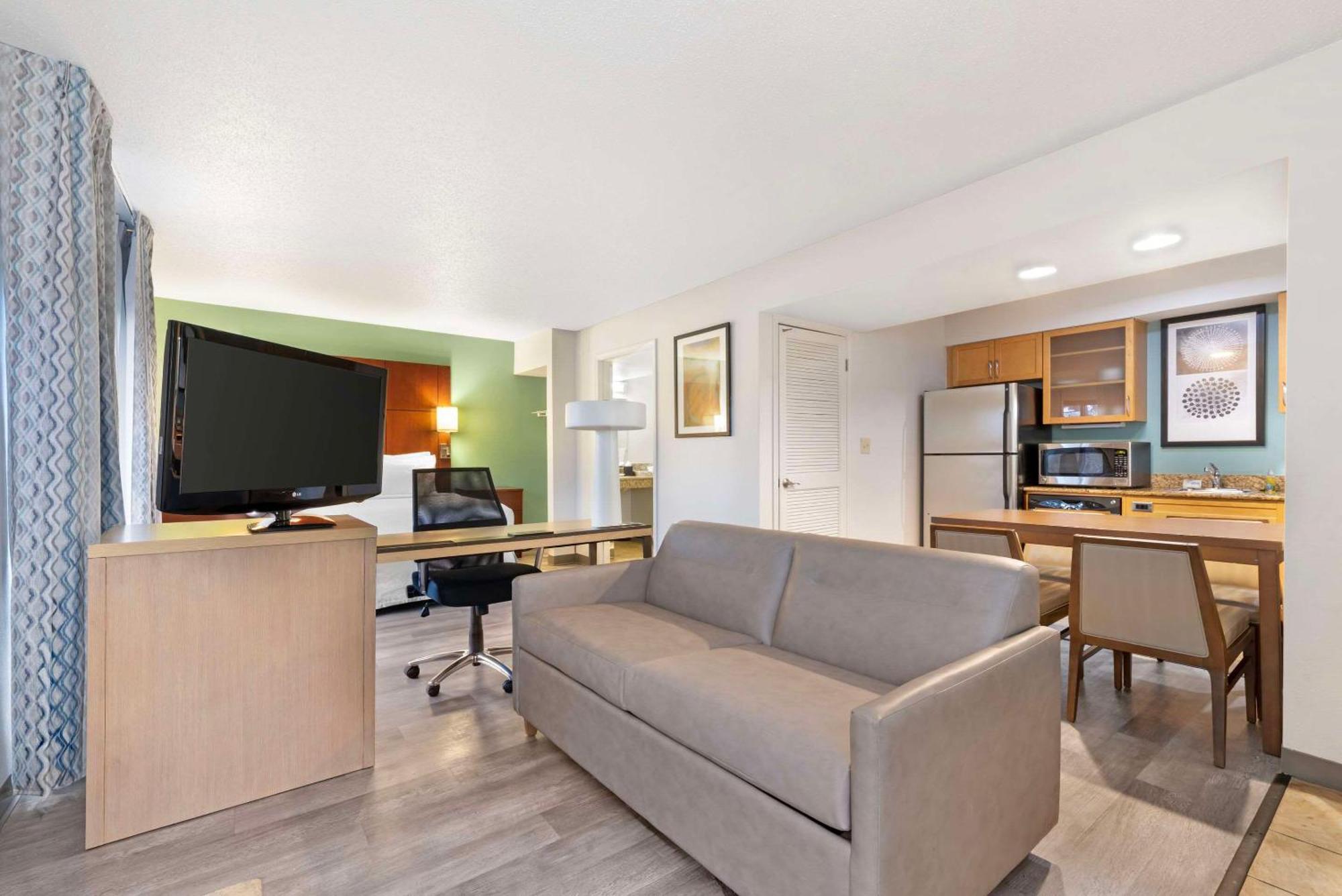 Mainstay Suites St Louis - Galleria Richmond Heights Esterno foto