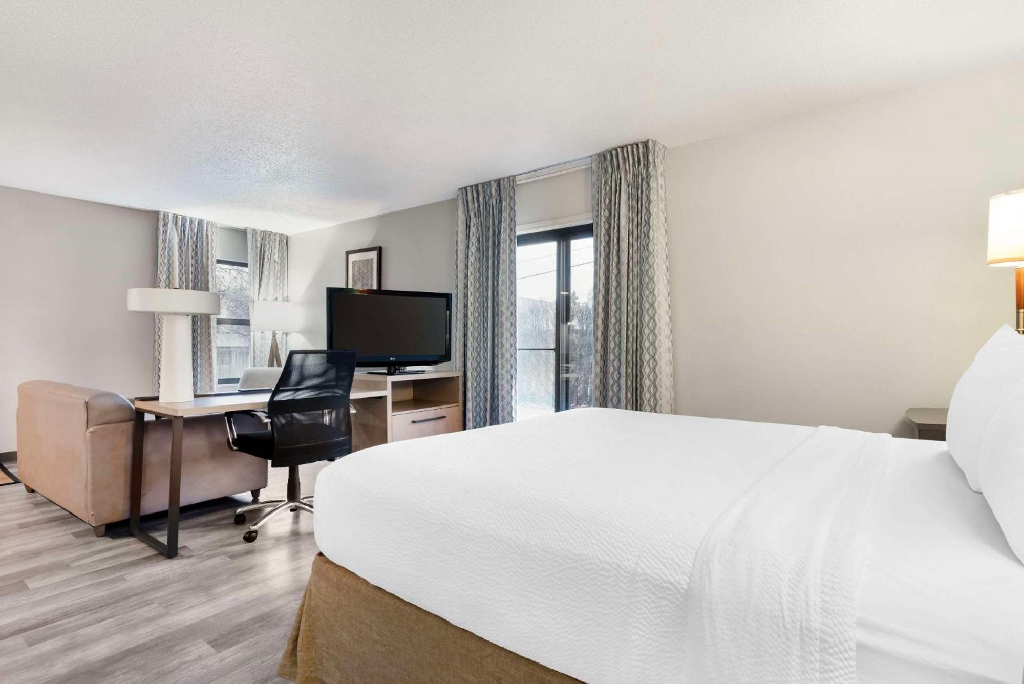 Mainstay Suites St Louis - Galleria Richmond Heights Esterno foto