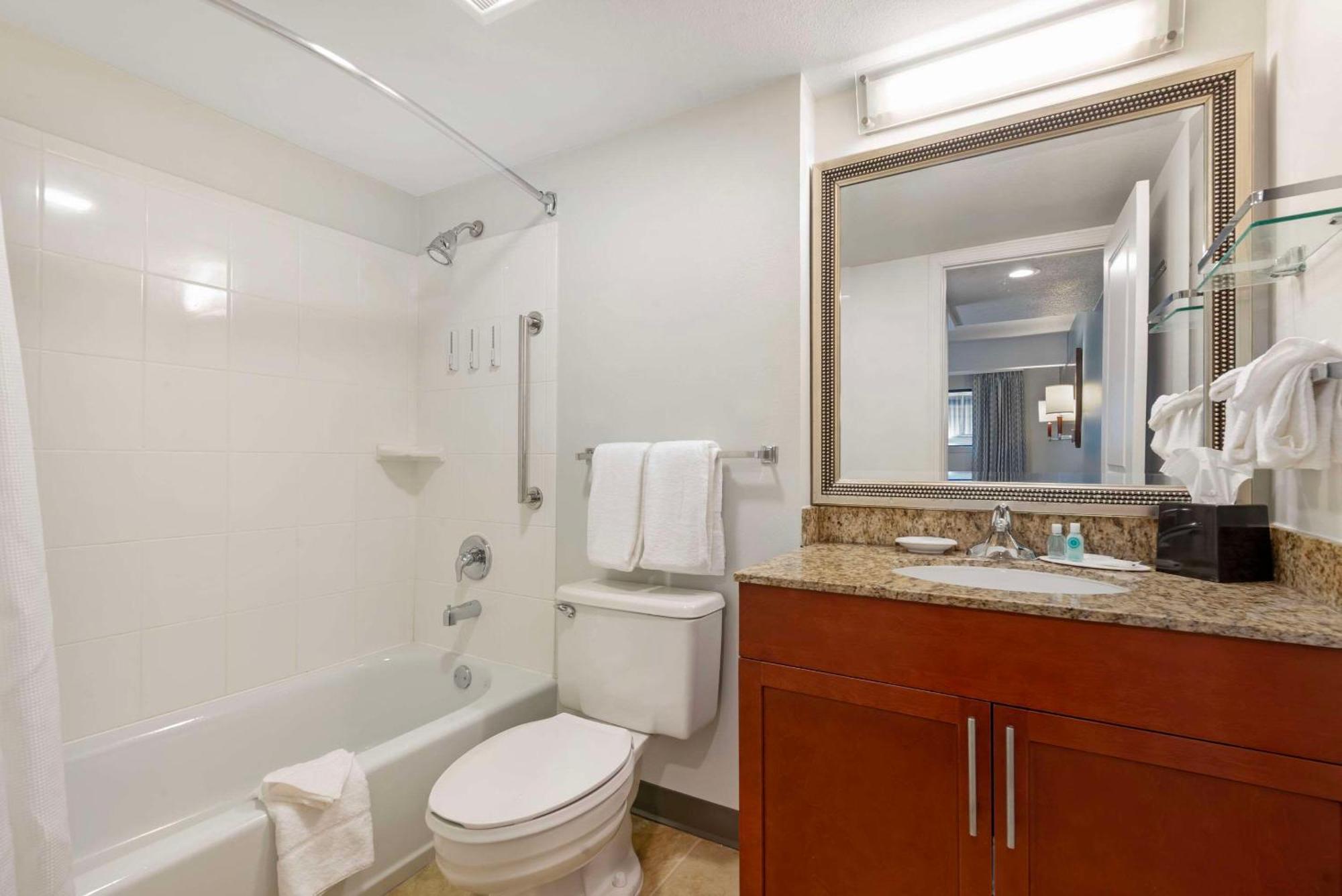 Mainstay Suites St Louis - Galleria Richmond Heights Esterno foto