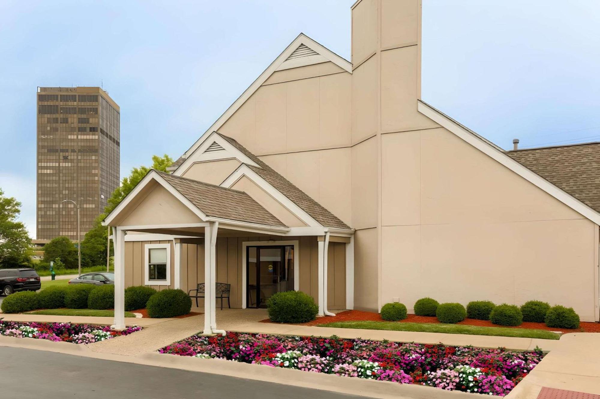 Mainstay Suites St Louis - Galleria Richmond Heights Esterno foto